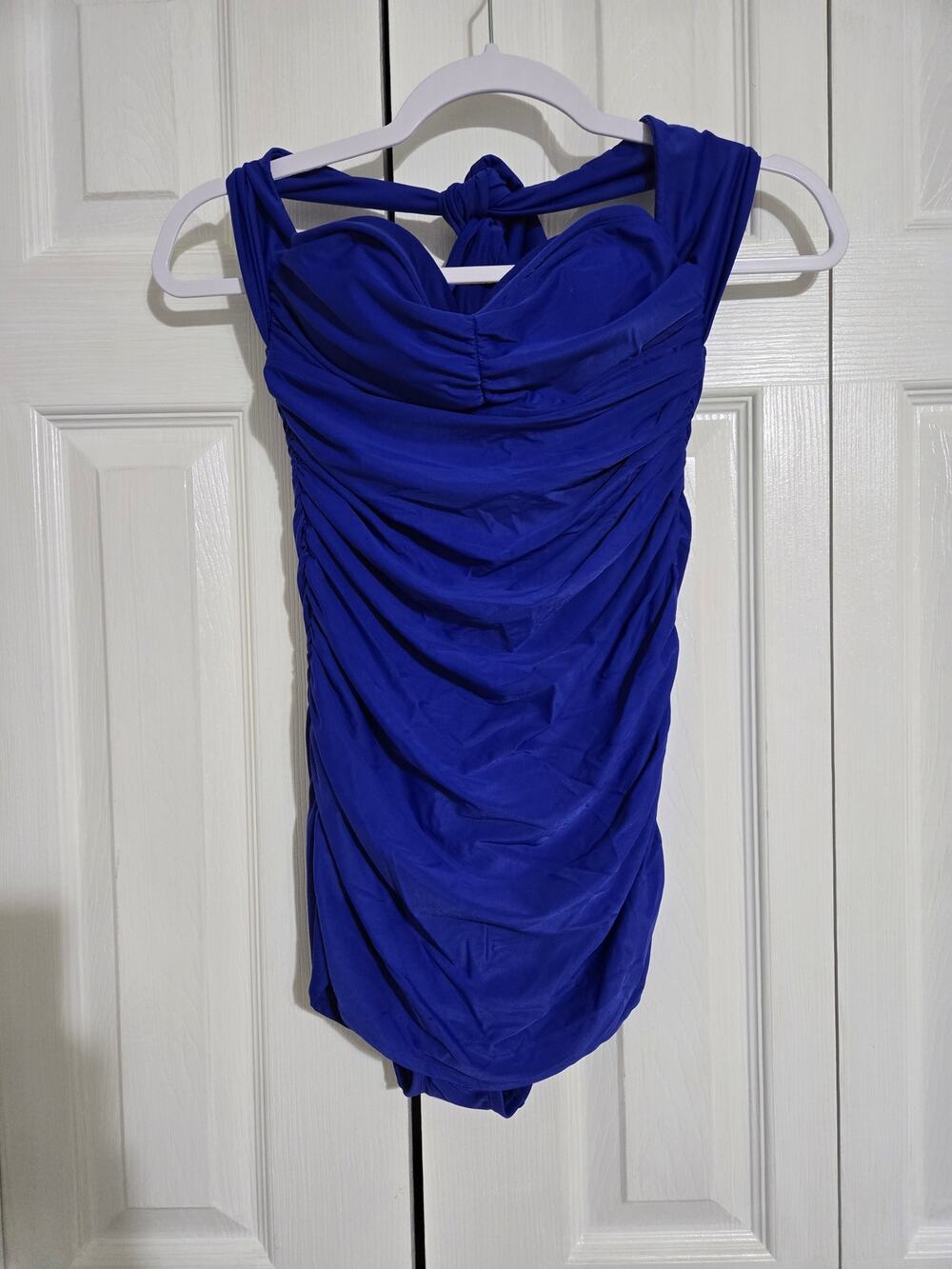 Sofia Vegara small women's royal blue swim dress